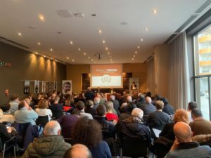 La sala della conferenza stampa.