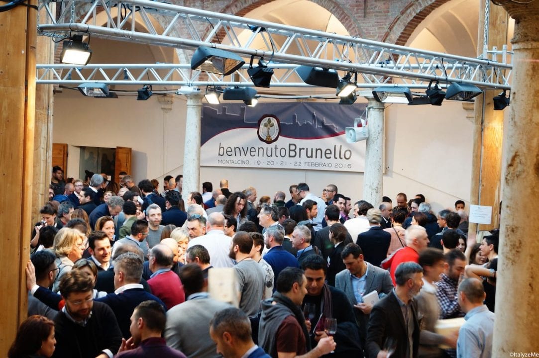 Bagno di folla ogni anno per Benvenuto Brunello a Montalcino, l'evento che tradizionalmente chiude l'anno delle Anteprime dei vini di Toscana. Questa l'edizione 2016