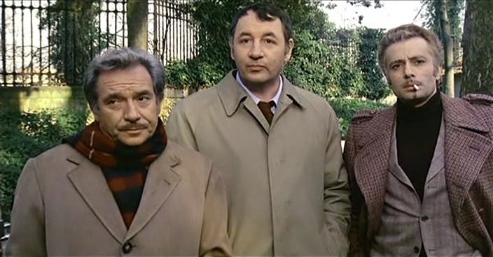 Amici Miei (1975): Ugo Tognazzi è il conte Raffaello Mascetti, Philippe Noiret il giornalista Giorgio Perozzi, Duilio Del Prete è il barista Necchi.