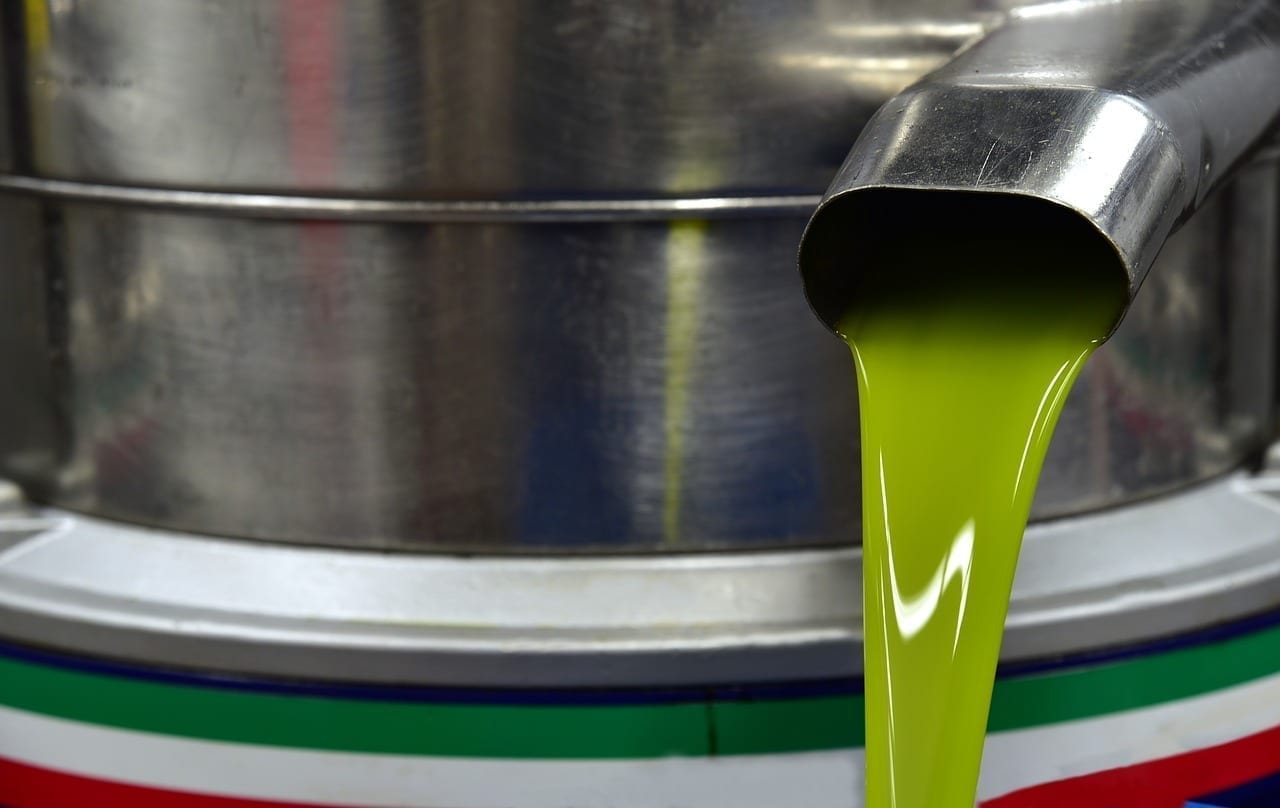 Olio Extra Vergine di Oliva, uno dei prodotti simbolo del Made in Italy agroalimentare