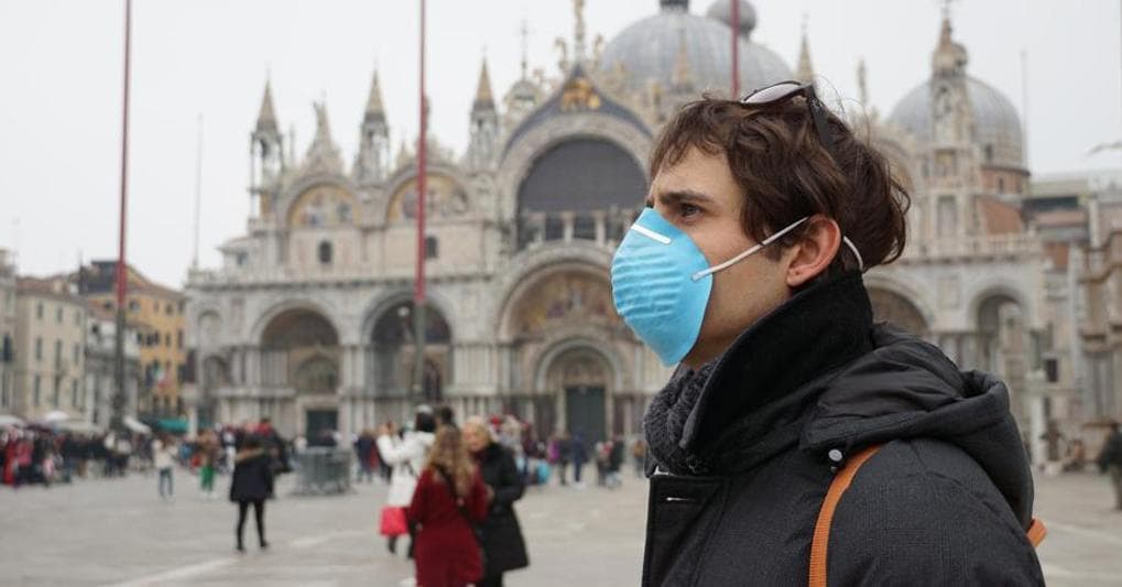 Il diffuso panico da Coronavirus sta mettendo in ginocchio il turismo in Italia, non solo le Regioni colpite
