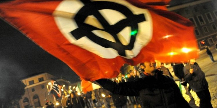 Forza Nuova marcia su Auschwitzland
