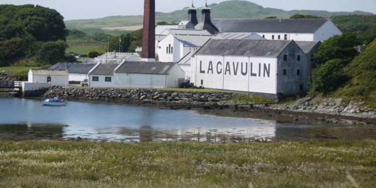 Il Whisky della Settimana: Lagavulin 16