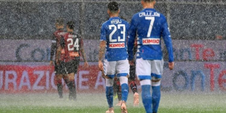 Napoli corsaro sotto la pioggia; l’Inter crolla a Bergamo. Chi fermerà la vecchia signora?