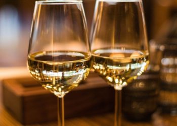 Bicchiere di vino bianco