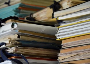 Burocrazia: la complessità delle procedure amministrative è un problema che ostacola le attività dell'azienda per l'84% degli imprenditori italiani