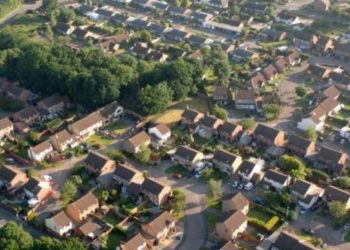 Il mistero di Willand, il paese in Inghilterra che si sta sollevando