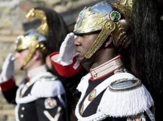 La favola del Corazziere Nero e i razzisti