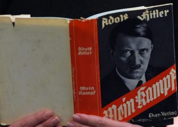 Pisa: Mein Kampf per tutti! Il consigliere Laurora lascia la Lega