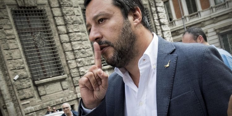 Processo a Salvini, dietrofront grillino
