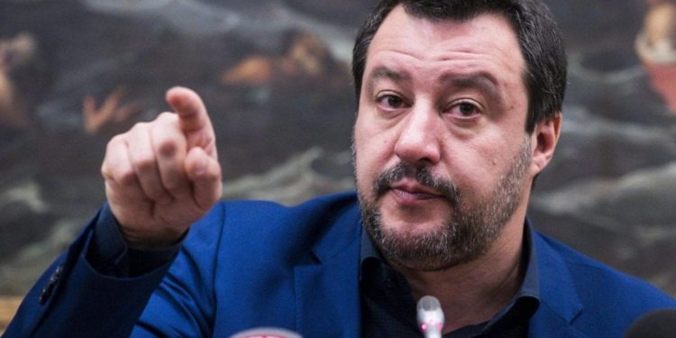 “Resta tutto così”. Salvini esclude il rimpasto dopo l’Abruzzo ma…
