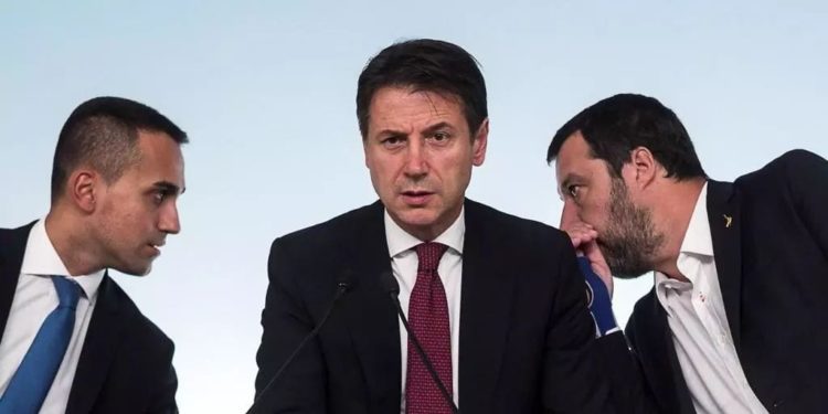 Salvini: i pentastellati si pronunciano sull’indipendenza della politica