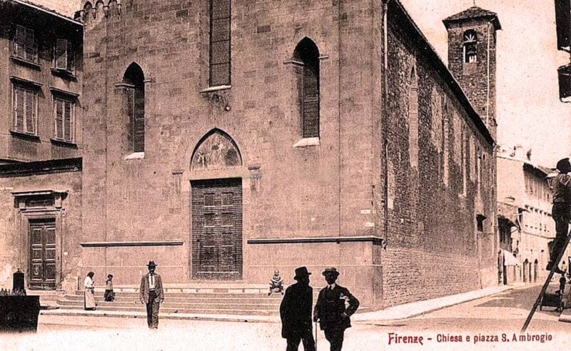 Chiesa e Piazza di Sant'Ambrogio a Firenze, luogo di miracoli nel Medio Evo e nel Rinascimento ma con qualche problema di sicurezza e di degrado.