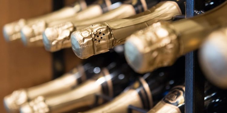 Vino: con +11% lo spumante spinge il record dell’export. Sul futuro però incombe il rischio Brexit