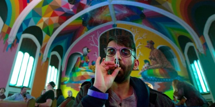 Erba mistica…la chiesa internazionele della cannabis a Denver, Colorado