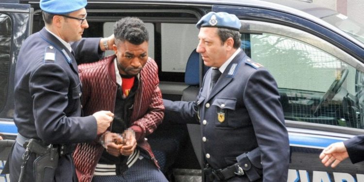 Omicidio Pamela, l’orribile racconto del nigeriano che voleva: “Farci il brodo che poi ce lo mangiamo”