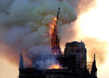 La Chiesa brucia nell’odio