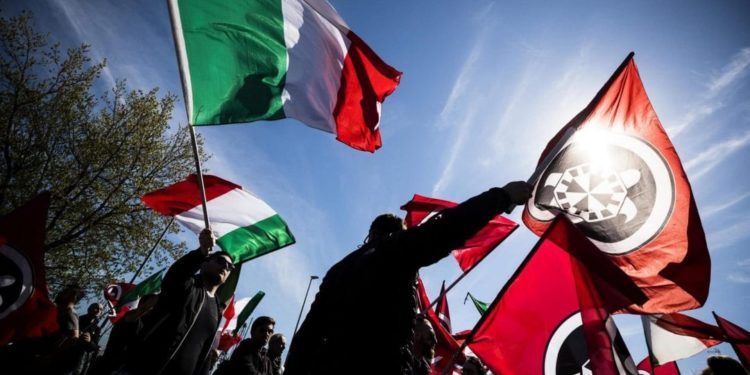 Stupro a Viterbo, in manette due militanti di CasaPound. Il movimento li esplelle ma il Pd ne approfitta per chiedere la messa al bando di CP