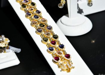 Gioiello in vetrina, Chiostro della Biblioteca di Arezzo