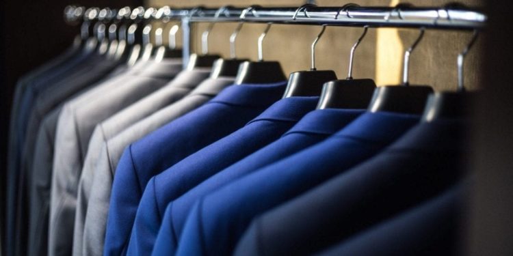 Saldi, Federmoda Confcommercio Arezzo alla Regione Toscana: “Rimandateli!”