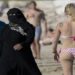 Erezioni politiche: burkini vs bikini. Quando il livello scende troppo in basso