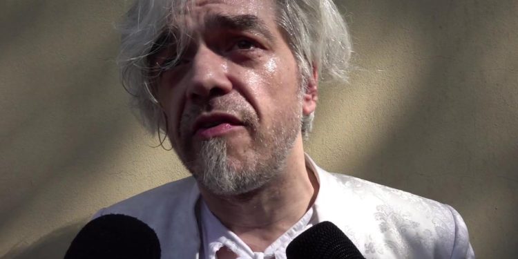 Morgan sfrattato da casa se la prende con tutti, fuorchè con se stesso