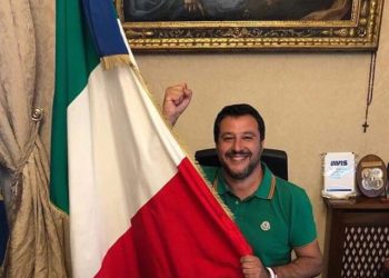 Non possiamo, non dobbiamo, non vogliamo! La Sea Watch e il nostro futuro