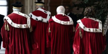 Classi dirigenti in stato di avanzata decomposizione