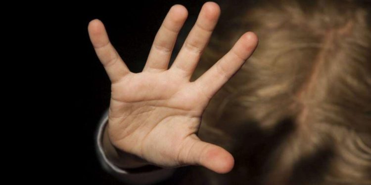 Sulla pelle dei più deboli: il vergognoso business di cooperative e case famiglia