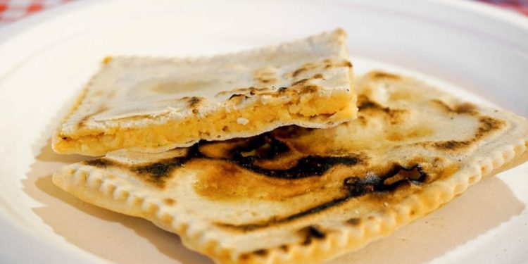 I tortelli alla lastra di Corezzo (Chiusi della Verna) - photo credit: ItalyzeMe