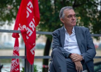 La Toscana rossa di Rossi sfida Salvini con una norma pro-clandestini. Viminale: “sapore eversivo”