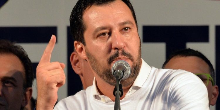 Morto il tabaccaio aggredito da un nigeriano richiedente asilo, Salvini: “per lui scatta il decreto sicurezza” (il VIDEO)
