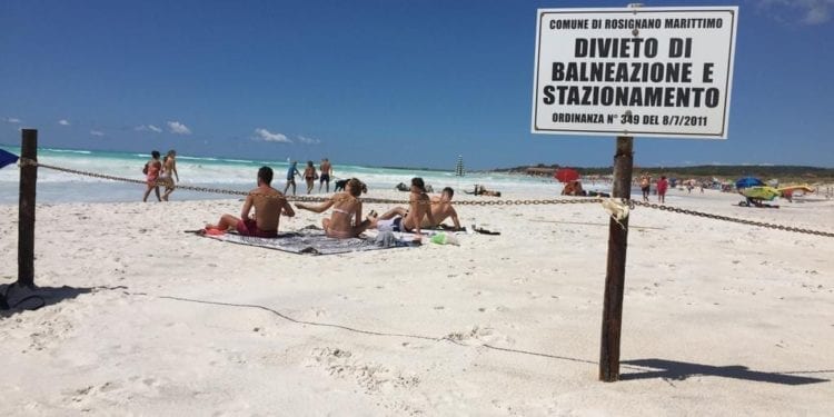 Indebitati per le ferie, boom di richieste alle finanziarie. Italiani pecore sul lastrico per una vacanza social