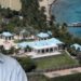 L’Isola dei pedofili, viaggio nella prigione dorata del finanziere Epstein ai Caraibi: “Le ragazze provavano a fuggire a nuoto” (VIDEO)