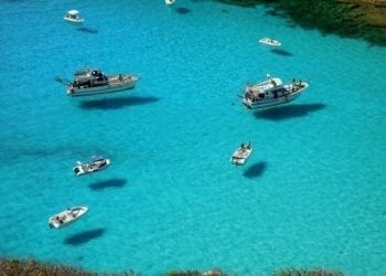 Affonda barca a Lampedusa, ma stavolta sono turisti