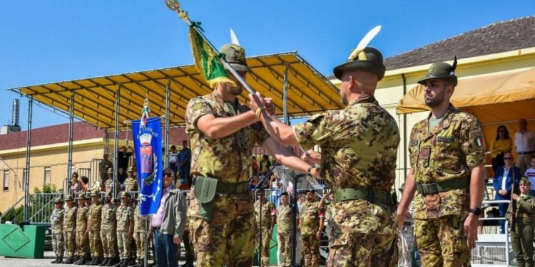 Battaglione "Vicenza": il Tenente Colonnello Lorenzo Rivi ha ceduto il comando al Tenente Colonnello Francesco Sabatini