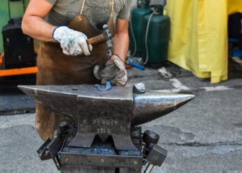 Stia (Casentino): 300 fabbri da tutto il mondo alla XXIII Biennale Europea d’Arte Fabbrile. Podio singolo tutto italiano.