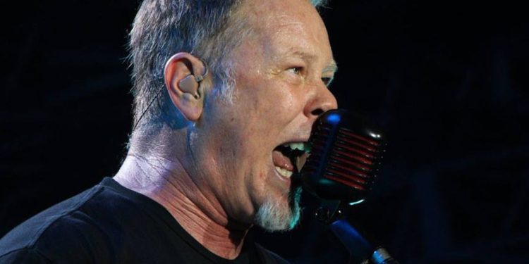 James Hetfield dei Metallica ha problemi con l’alcool, si ferma il tour