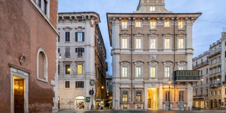 Palazzo Bonaparte, Roma