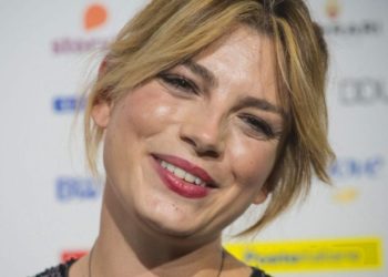 Emma Marrone dimessa dall’ospedale non ha rivelato la malattia, ma ci ha pensato il Tg1…