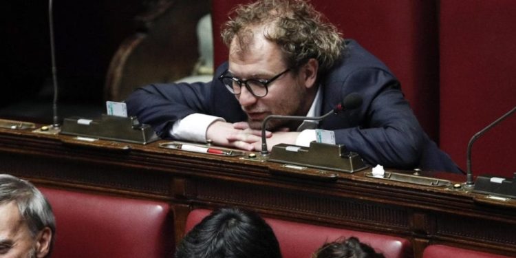 Luca Lotti per “L’Espresso” avrebbe chiesto a ENI documenti per compromettere il PM che indagava su di lui