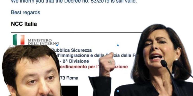I migranti soccorsi dalla ong Sea-Eye agonizzano in mare ma il “governo degli umani” li respinge