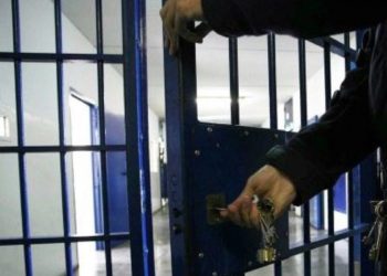Detenuti torturati in cella: arrestati 6 agenti del carcere di Torino