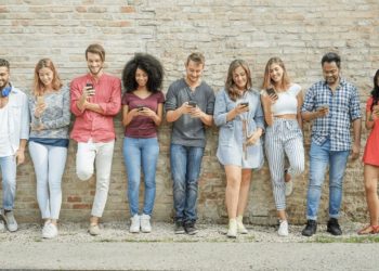 I volubili ragazzi della Generazione Z mettono in crisi 20 brand storici