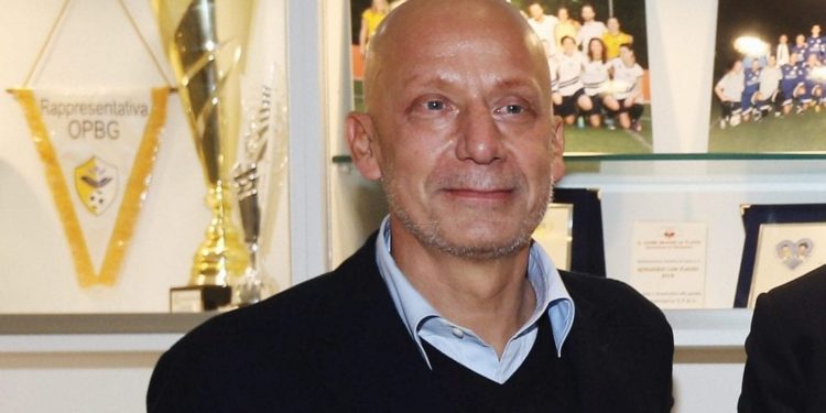 Gianluca Vialli: “Il tumore alla fine si stuferà e se ne andrà.”