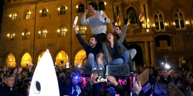 La sinistra a pesci in faccia