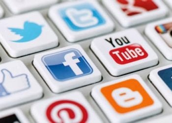 In Italia i giganti del web guadagnano 2,4 miliardi, ma versano soltanto 64 milioni