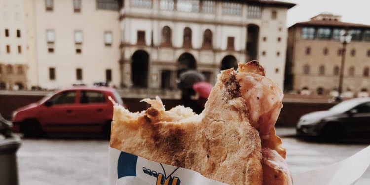 Focaccia con salumi toscani, Firenze