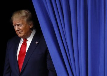 La camera approva: Donald Trump è il terzo presidente della storia americana sotto impeachment