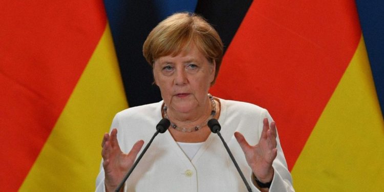 Sbugiardato il rigore tedesco: così violano le regole europee